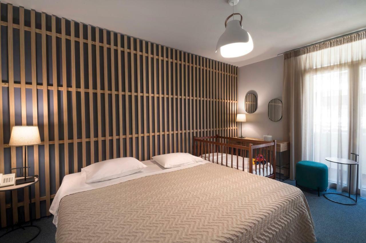 Marina Alimos Hotel Apartments Афины Экстерьер фото